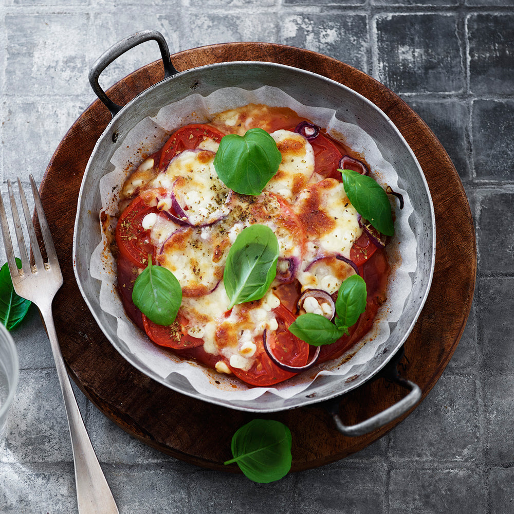 Bundløs pizza med skinke og hytteost