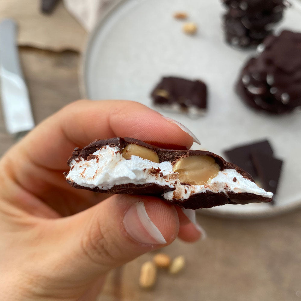 Skumtærter med peanuts