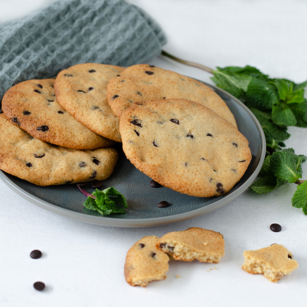 Cookies med chokolade og marcipan med mintsmag