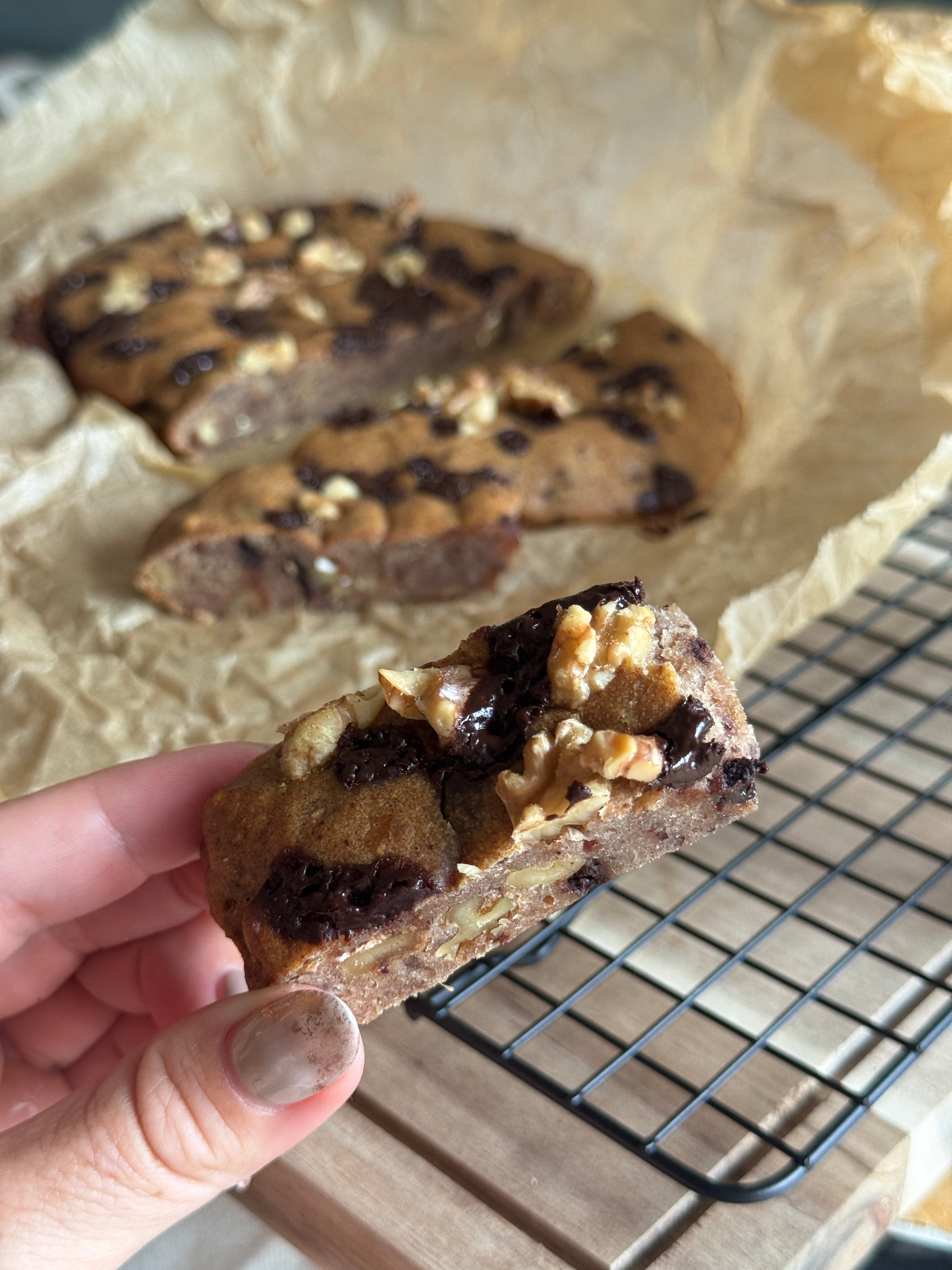 Svampet dadelbrød
